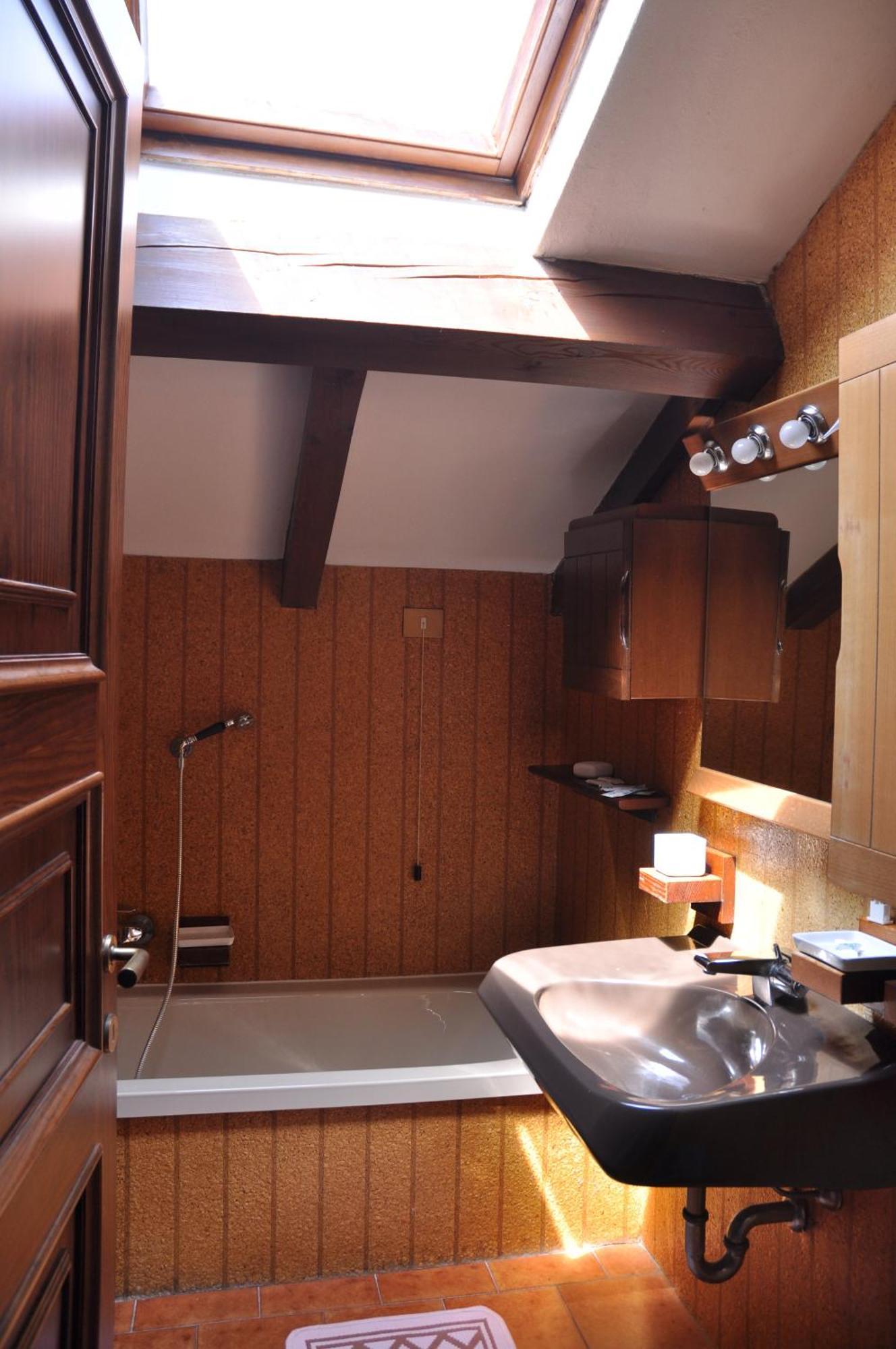 Hotel Ristorante Vapore Faggeto Lario Oda fotoğraf