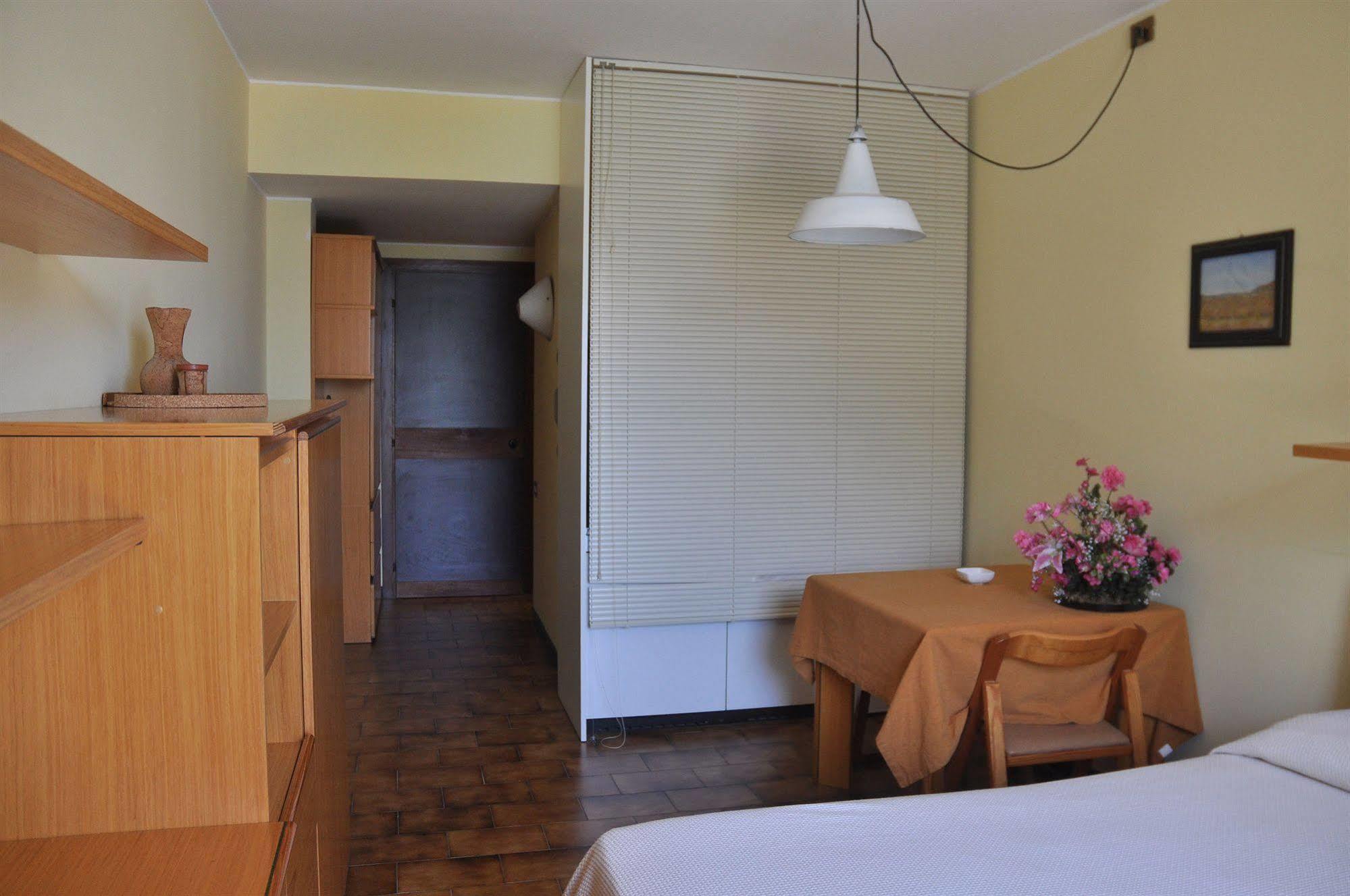 Hotel Ristorante Vapore Faggeto Lario Dış mekan fotoğraf